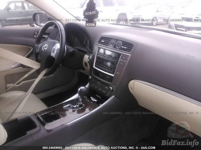 Седан Lexus IS 2010 в Києві