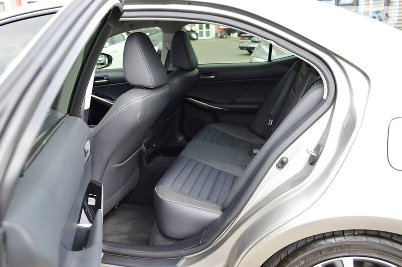 Седан Lexus IS 2017 в Одесі фото 25 Седан Lexus IS 2017 в Одесі