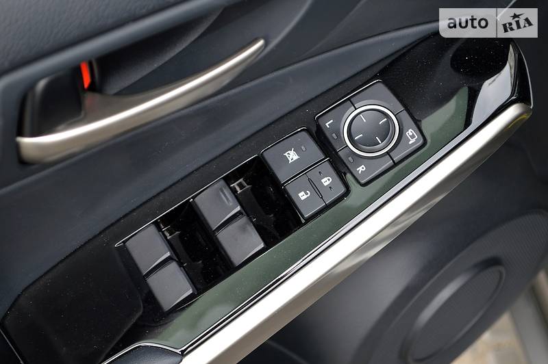 Седан Lexus IS 2017 в Одесі фото 32 Седан Lexus IS 2017 в Одесі