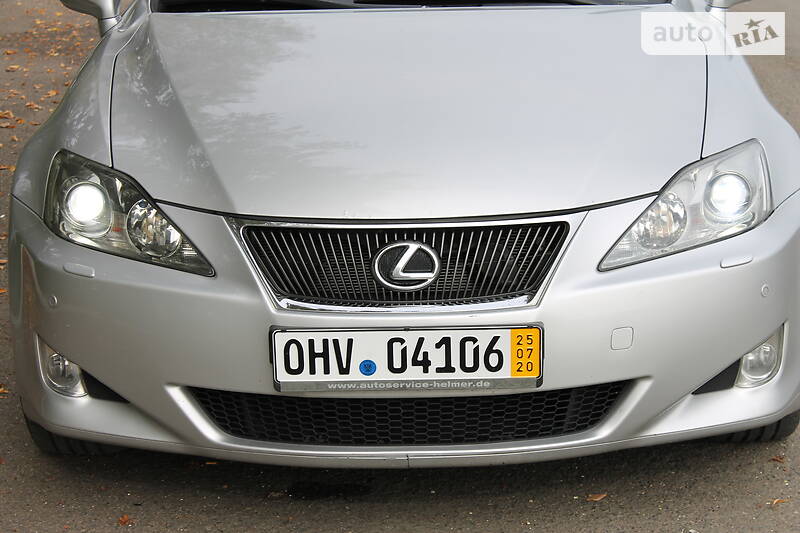 Седан Lexus IS 2006 в Гайвороне