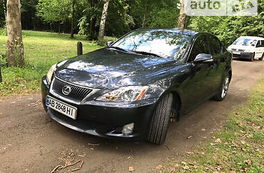 Седан Lexus IS 2008 в Гайсине