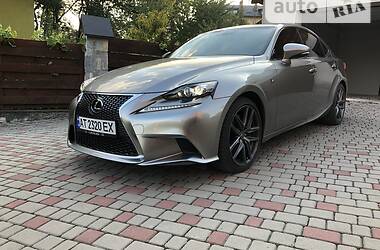 Седан Lexus IS 2015 в 