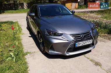 Седан Lexus IS 2017 в Новому Бузі