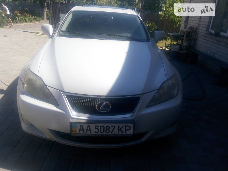 Седан Lexus IS 2007 в Луцке