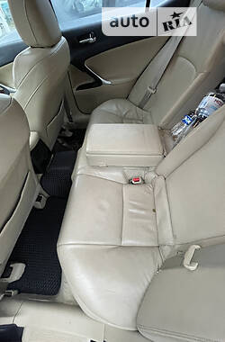 Седан Lexus IS 2006 в Киеве