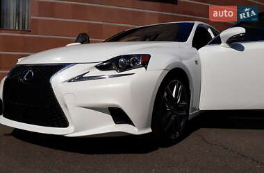 Седан Lexus IS 2015 в Одессе