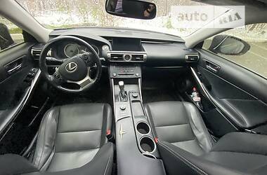 Седан Lexus IS 2015 в Києві