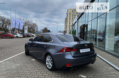 Седан Lexus IS 2016 в 
