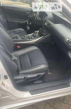 Седан Lexus IS 2014 в 
