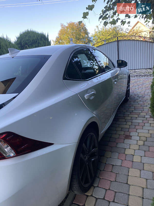 Седан Lexus IS 2014 в Тячеві фото 7 Седан Lexus IS 2014 в Тячеві