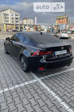 Седан Lexus IS 2015 в Киеве