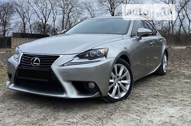 Седан Lexus IS 2013 в Полтаві