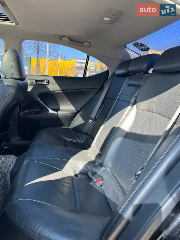 Lexus IS 2007 VIN JTHBG262072002840 фото оголошення 12 з 82