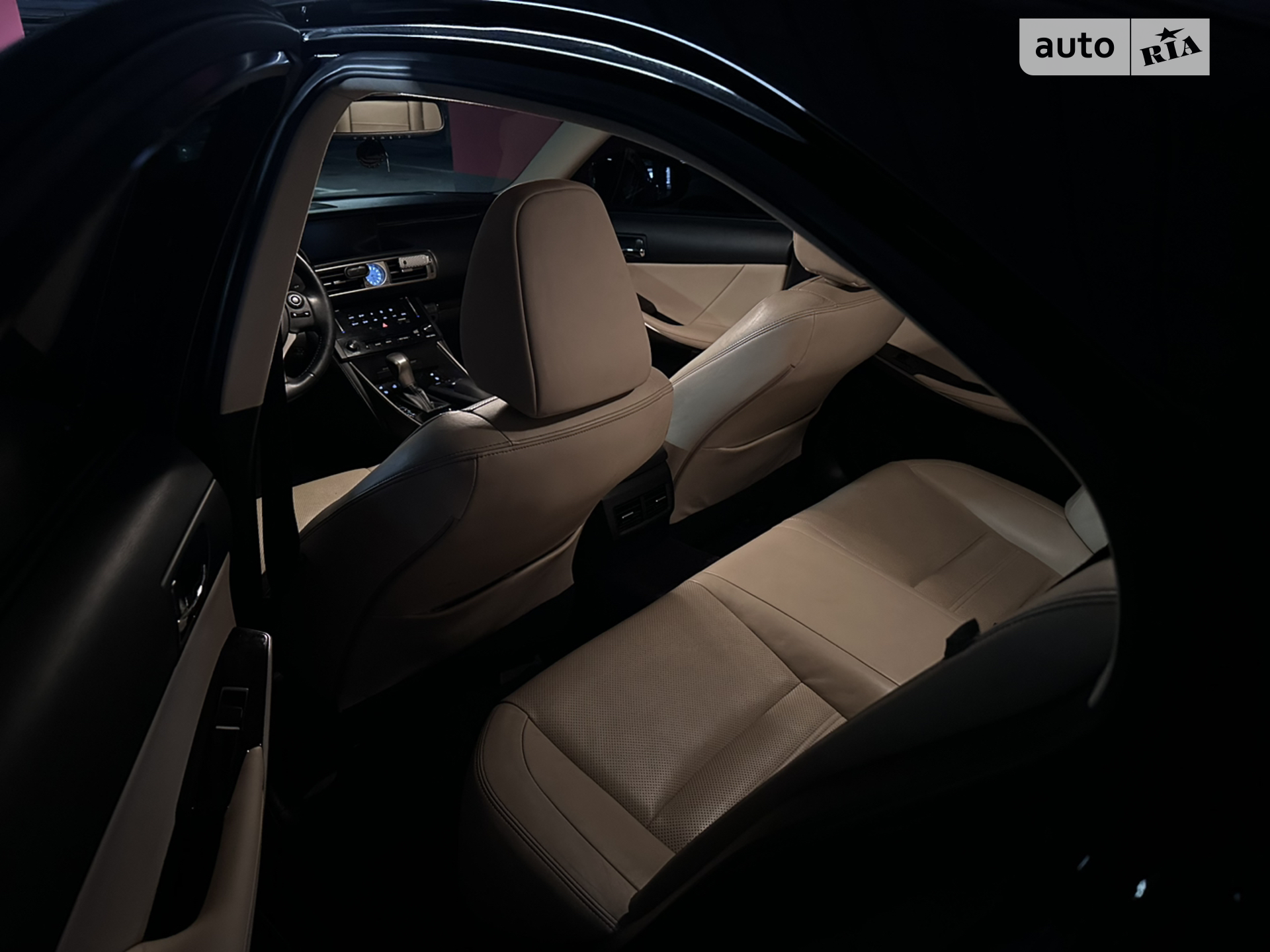 2013 Lexus IS - мініатюра 47