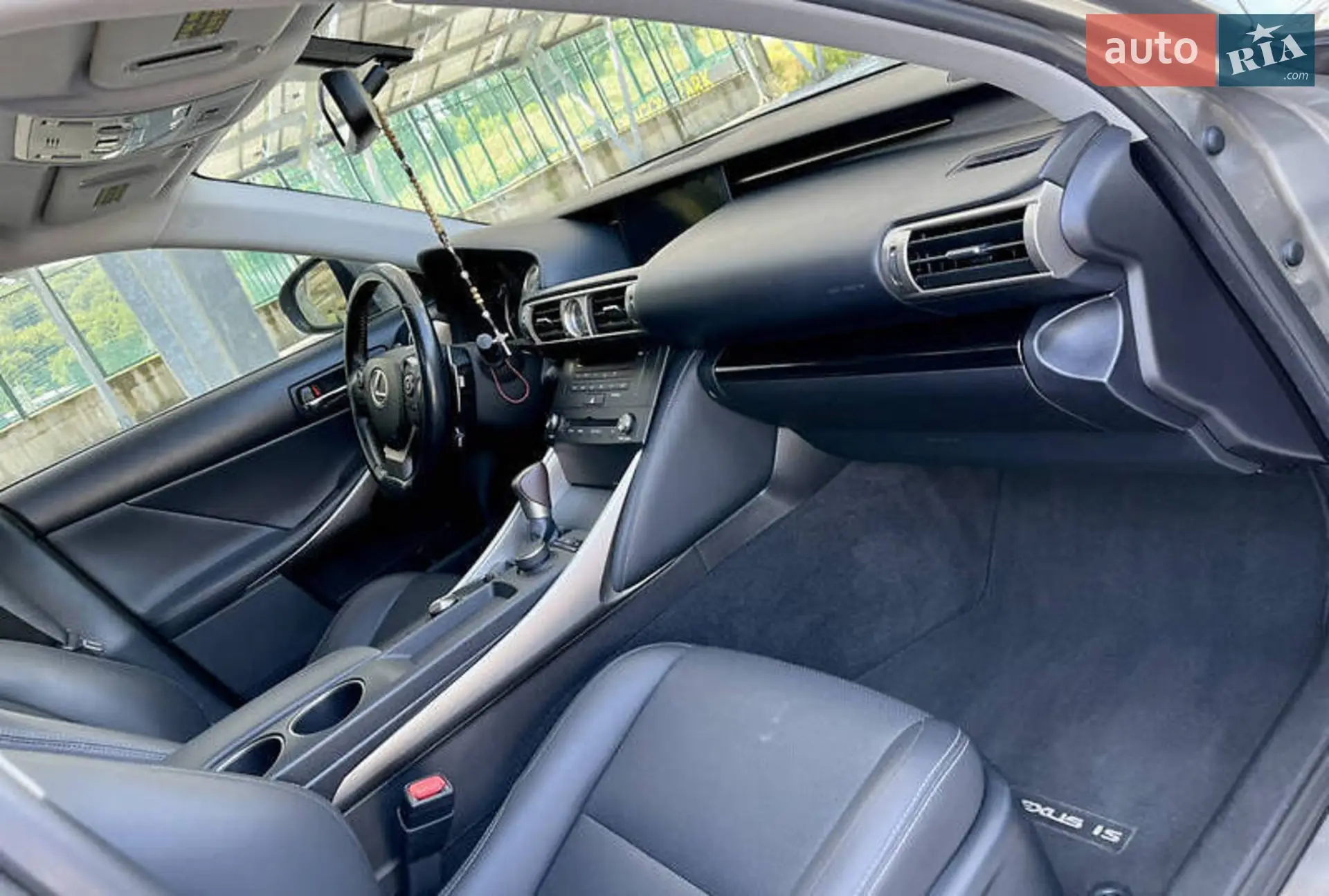 2015 Lexus IS - мініатюра 19