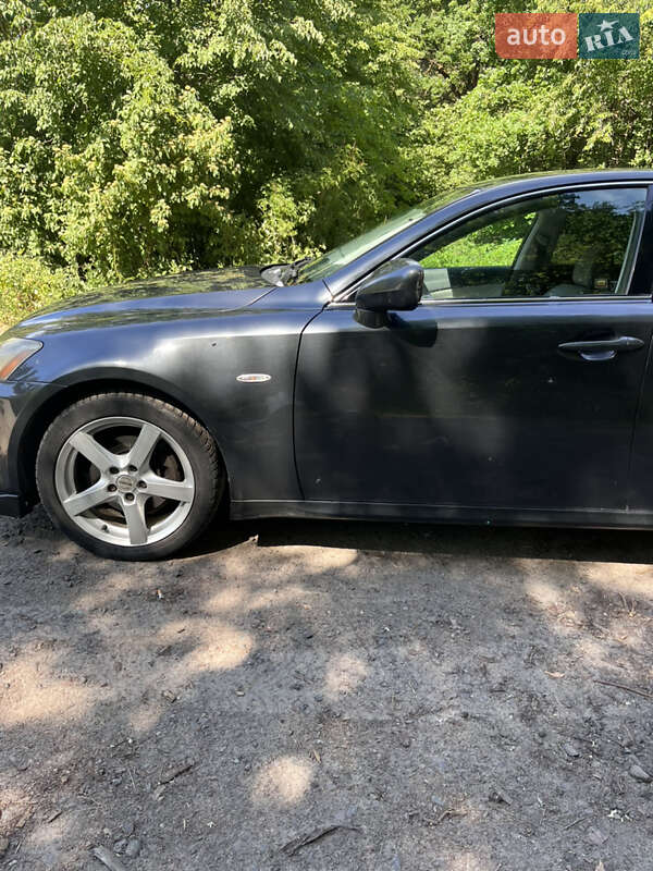 Седан Lexus IS 2007 в Жовкві