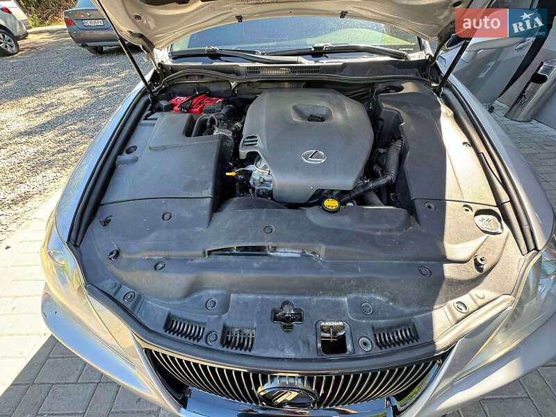 Седан Lexus IS 2007 в Черновцах фото 6 Седан Lexus IS 2007 в Черновцах