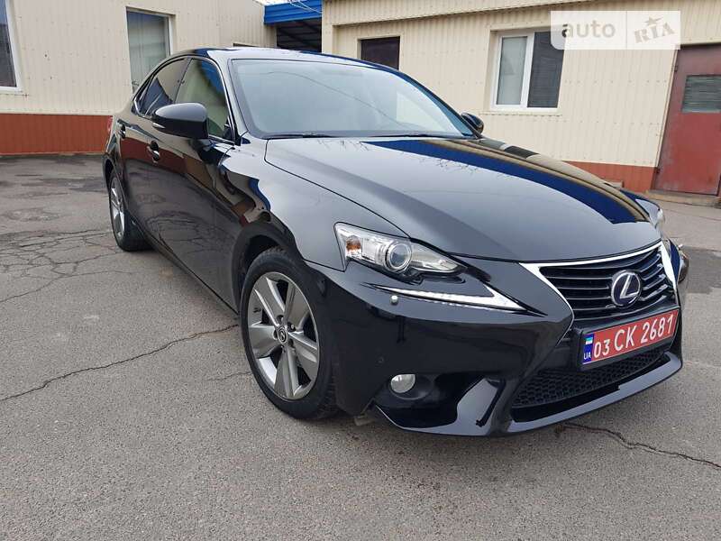 Lexus IS 2014