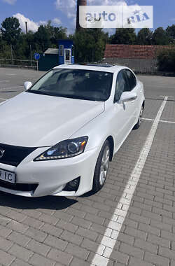 Седан Lexus IS 2010 в Коломиї