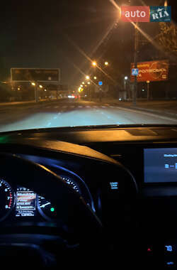 Седан Lexus IS 2013 в 