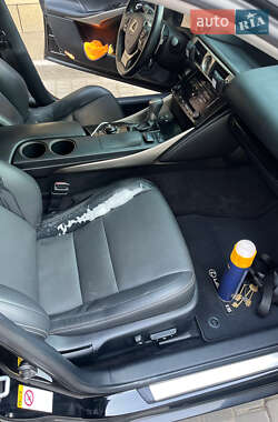 Седан Lexus IS 2013 в 