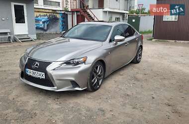 Седан Lexus IS 2015 в Києві