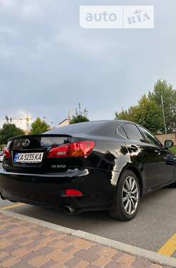 Седан Lexus IS 2007 в Киеве