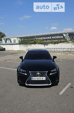 Седан Lexus IS 2020 в Києві