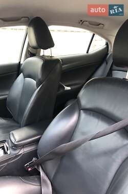 Седан Lexus IS 2008 в 