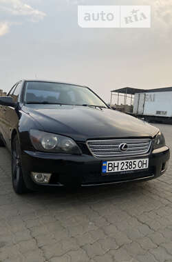 Седан Lexus IS 1999 в Черноморске