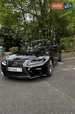 Седан Lexus IS 2015 в Одесі