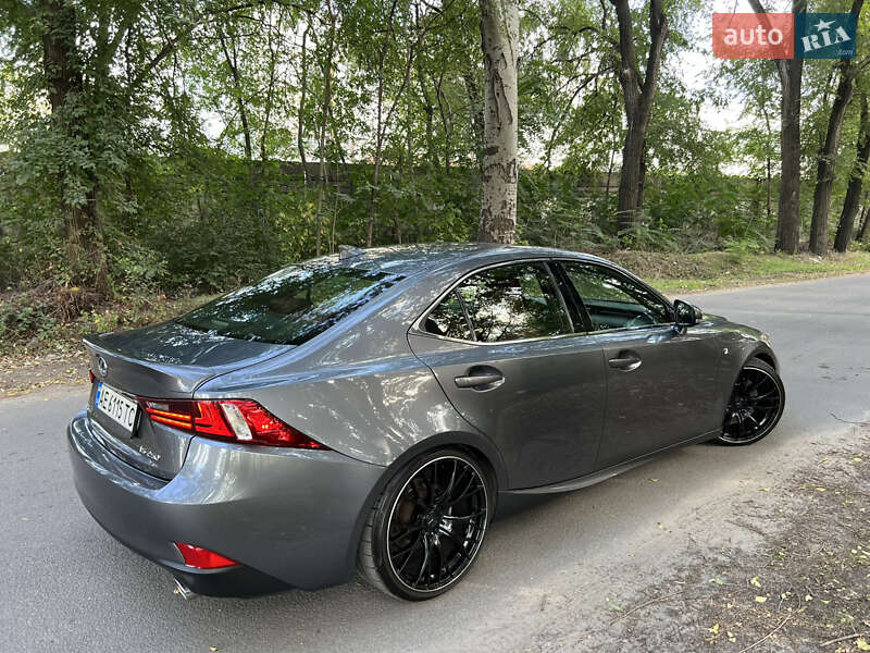 Седан Lexus IS 2014 в Каменском фото 11 Седан Lexus IS 2014 в Каменском