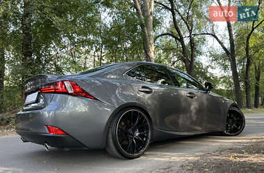 Седан Lexus IS 2014 в Каменском