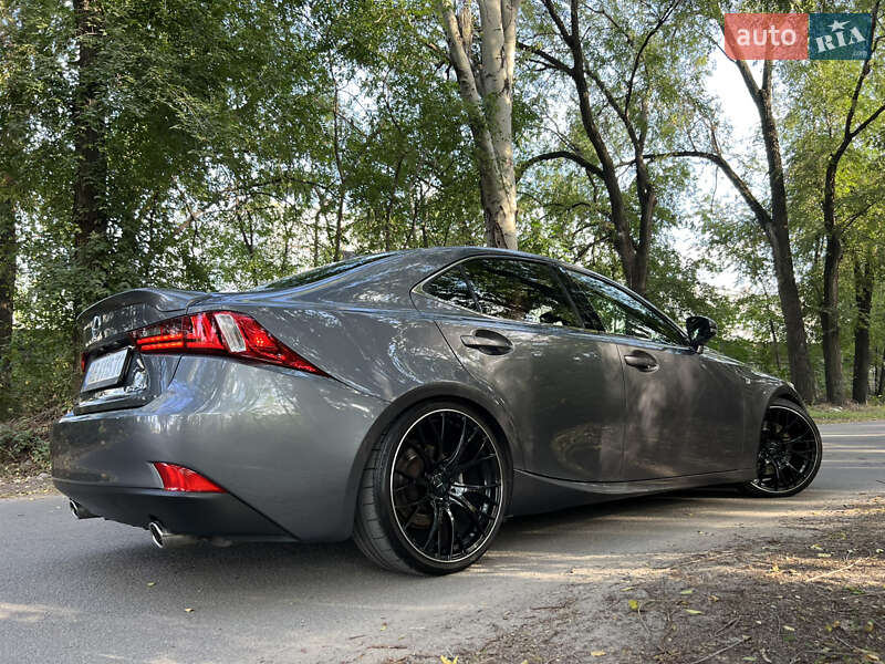 Седан Lexus IS 2014 в Каменском фото 13 Седан Lexus IS 2014 в Каменском