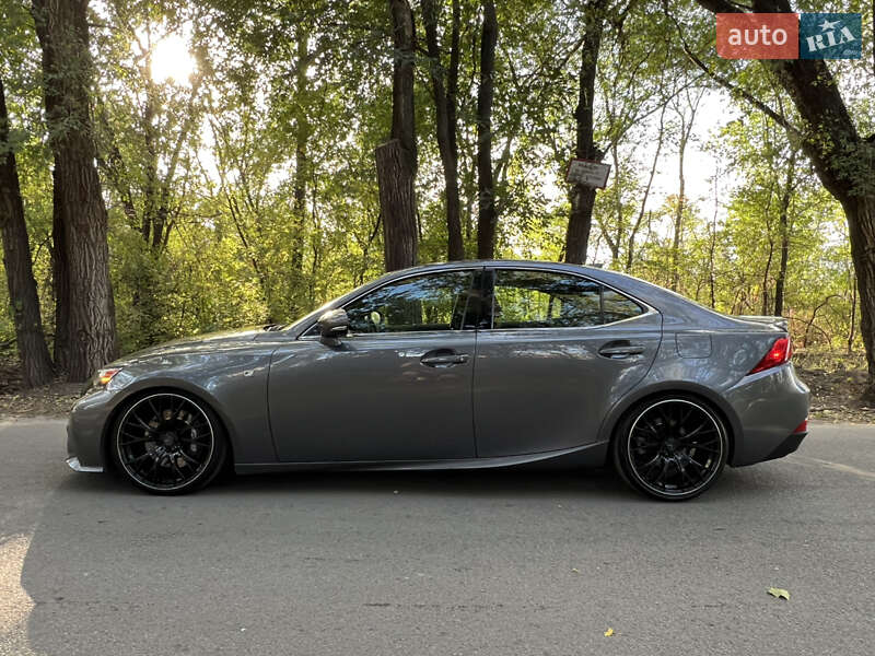 Седан Lexus IS 2014 в Каменском фото 19 Седан Lexus IS 2014 в Каменском