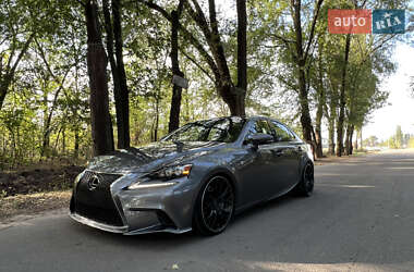 Седан Lexus IS 2014 в 