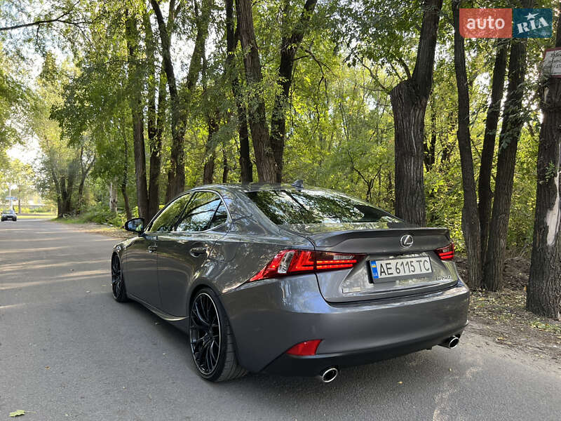 Седан Lexus IS 2014 в Каменском фото 44 Седан Lexus IS 2014 в Каменском