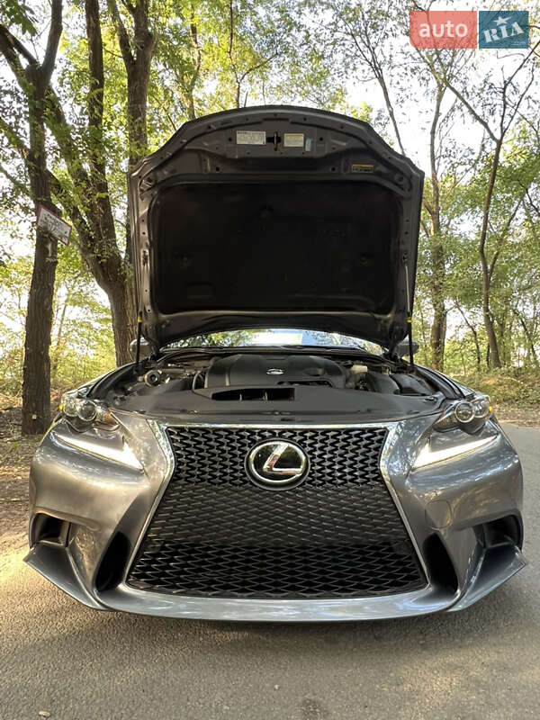 Седан Lexus IS 2014 в Каменском фото 63 Седан Lexus IS 2014 в Каменском