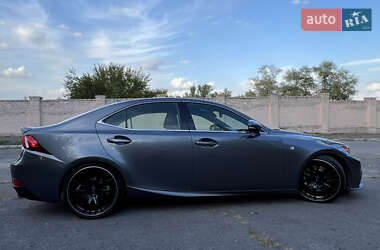 Седан Lexus IS 2014 в 