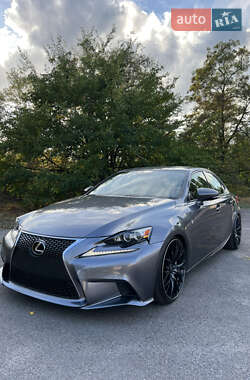 Седан Lexus IS 2014 в 