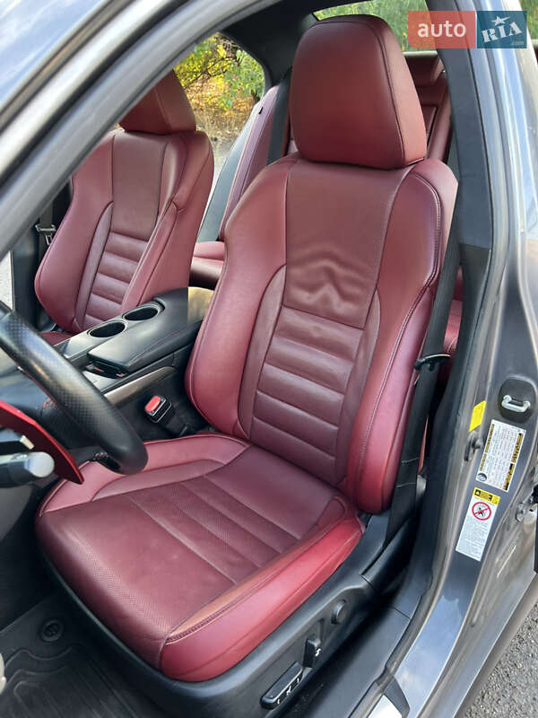 Седан Lexus IS 2014 в Каменском фото 104 Седан Lexus IS 2014 в Каменском