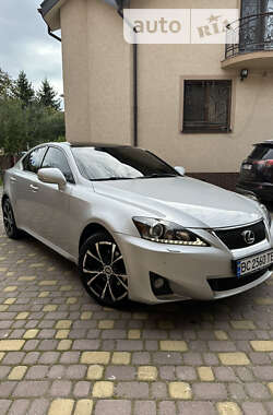 Седан Lexus IS 2010 в Львові