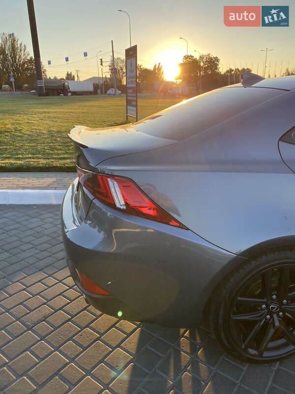 Седан Lexus IS 2013 в Одессе