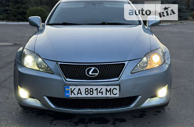 Седан Lexus IS 2005 в Полтаві