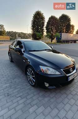 Седан Lexus IS 2007 в Виннице