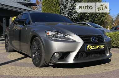 Седан Lexus IS 2014 в Львові