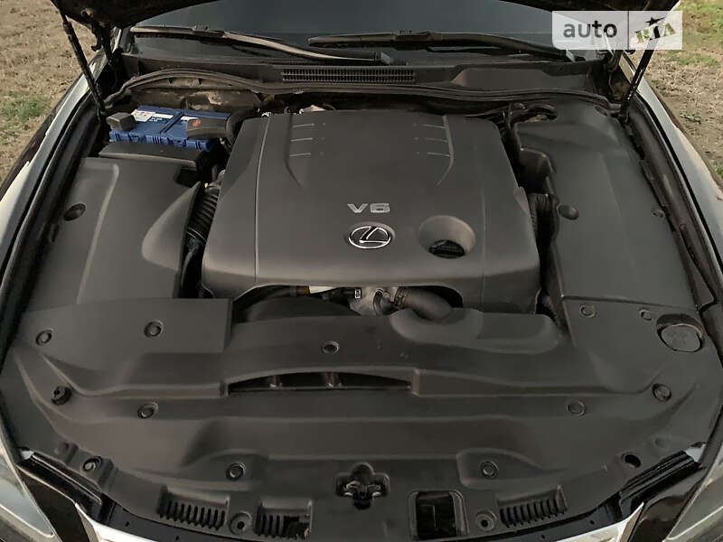 Седан Lexus IS 2012 в Львове фото 23 Седан Lexus IS 2012 в Львове