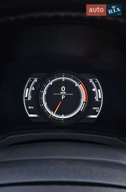 Седан Lexus IS 2016 в Тернополі