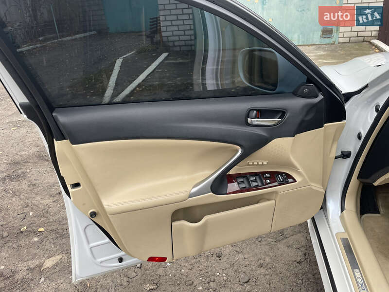 Седан Lexus IS 2006 в Харкові