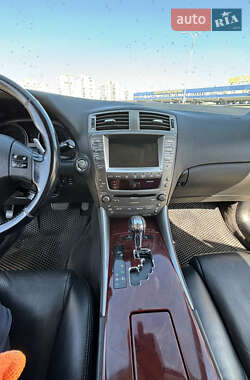 Седан Lexus IS 2007 в Киеве